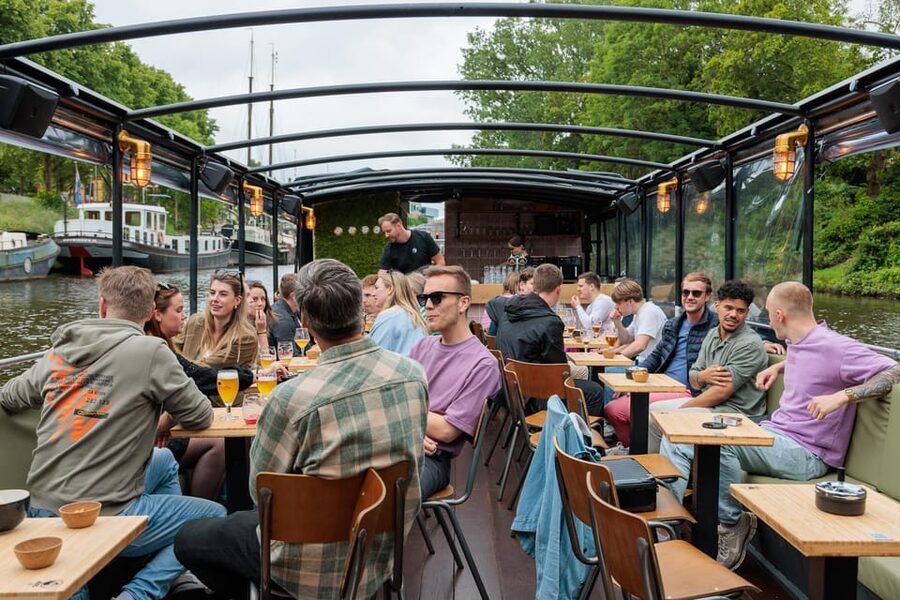 Groningen: Terrace Boat Experience with a Cozy Bar - Roof Options, Weather Reality, and Winter Comfort