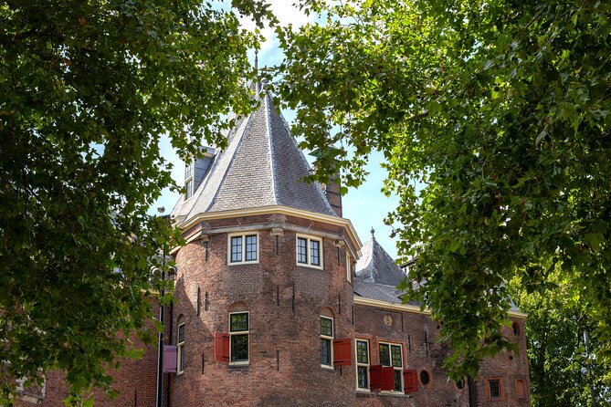 Guided Walking Tour Amsterdam - Legends, History & Ghost Stories - Meeting points: Blauwbrug start, Central Station area finish