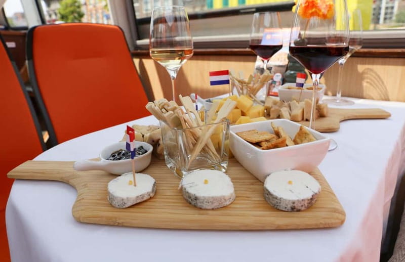 Haarlem: Local Cheese and Wine Cruise - Heated boarding and boat comfort that matter more than you think