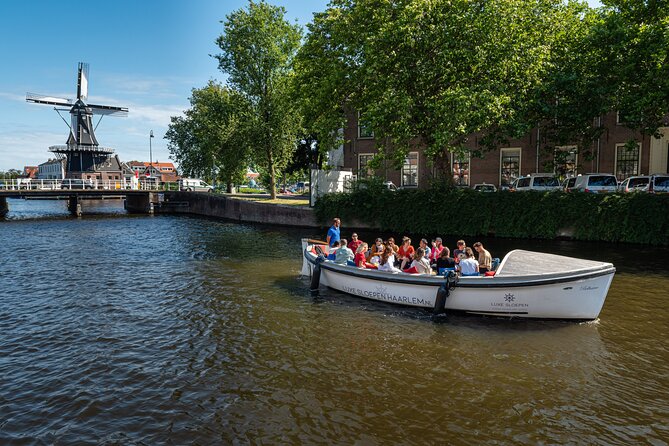 Haarlem Open-Boat Canal Cruise with Live Guide (Electric Boat) - Should you book this Haarlem open-boat canal cruise?