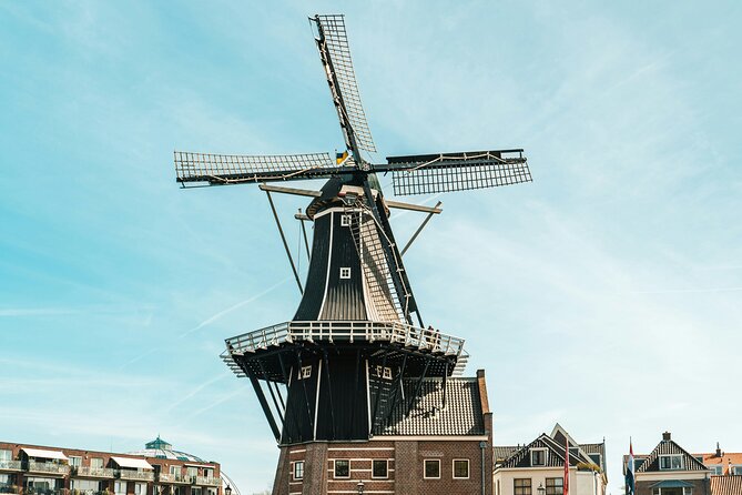 Haarlem Private Day Trip from Amsterdam with Local - Getting there from Amsterdam Centraal, fast and simple