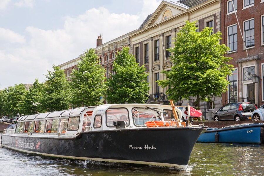Haarlem: Sightseeing Canal Cruise through the City Center - Your route through Haarlems main landmarks, stop by stop