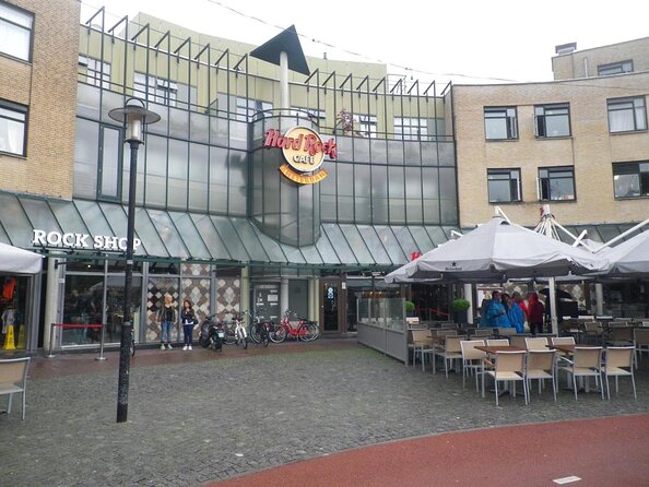 Hard Rock Cafe Amsterdam with Set Lunch or Dinner - Priority seating: why it’s worth caring about