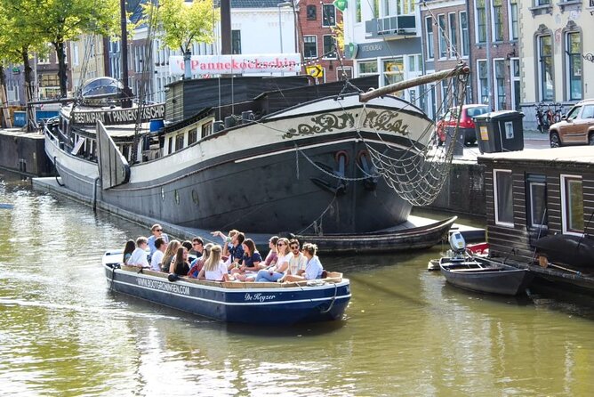 Historical Canal Tour - Noorderhaven, houseboats, and the Hoge and Lage der A area