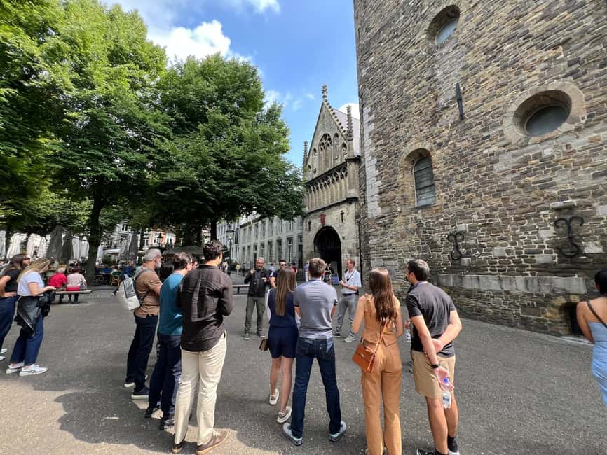 Historical Maastricht: Private Walking Tour with Local Guide - Stokstraatkwartier Alleys: Where Architecture Turns Into Atmosphere