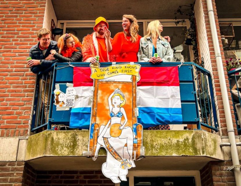 Humans of Amsterdam - Small group cultural walking tour - Apple pie at a 200-year-old brown cafe, with your drink included