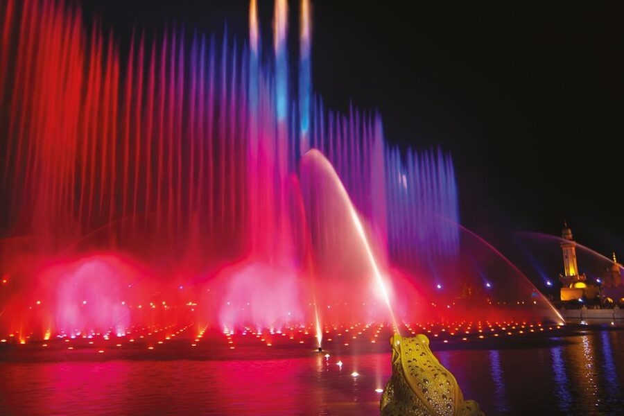 Kaatsheuvel: Efteling Theme Park Day Admission Ticket - Arrival and orientation: meeting point, timing, and travel ease