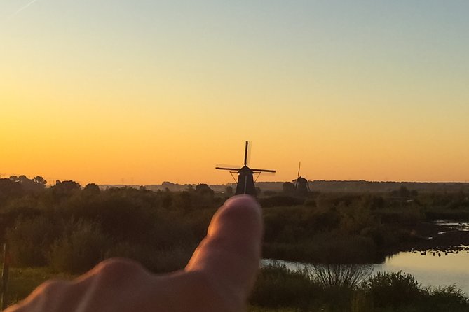 Kinderdijk Bike Tour - Getting There From Rotterdam: Waterbus Start, Easy Meeting Point