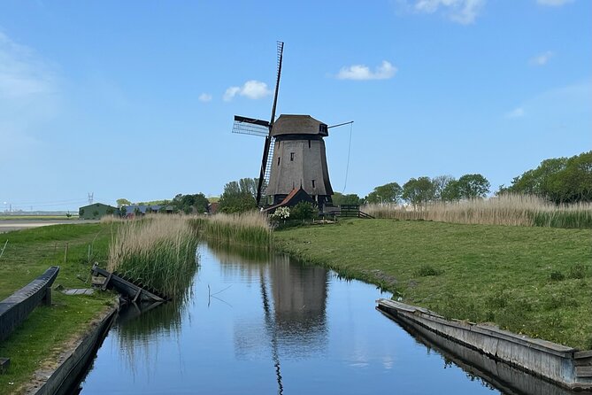 Kinderdijk Windmills, Delft City & Delft Blue Factory Visit - The Delft Blue factory-style stop: see the ceramics process up close