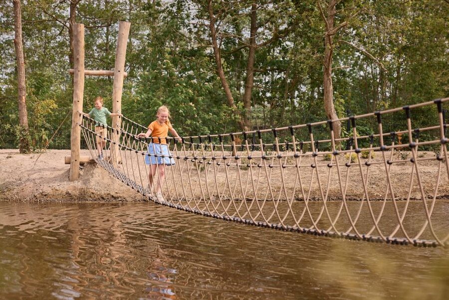 Leewarden: AquaZoo Entry Ticket - Beach-style penguins and roaming seals: the exhibit that steals the show