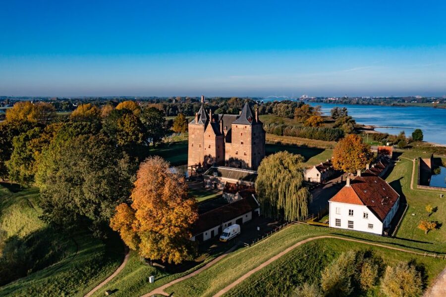 Loevestein Castle Entry Ticket - From Dirc Loef van Horne’s tower to a fortress that kept changing hands