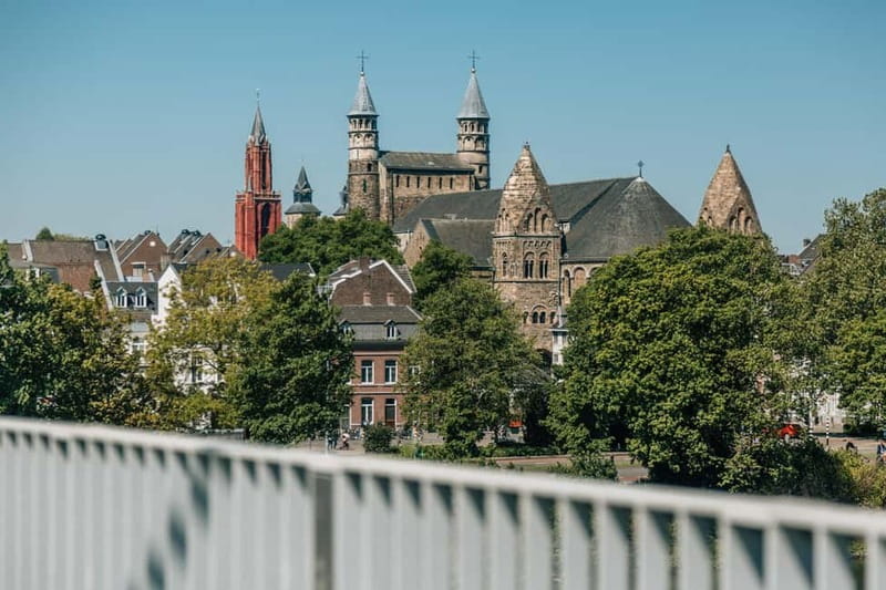 Maastricht: Highlights Tour with a local Guide - Key highlights you’ll actually feel on this tour