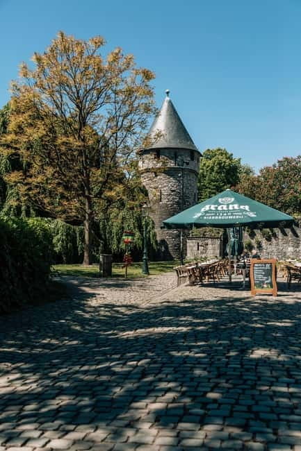 Maastricht: Highlights Tour with a local Guide - Price and value: is $17 a good deal for this highlights walk?