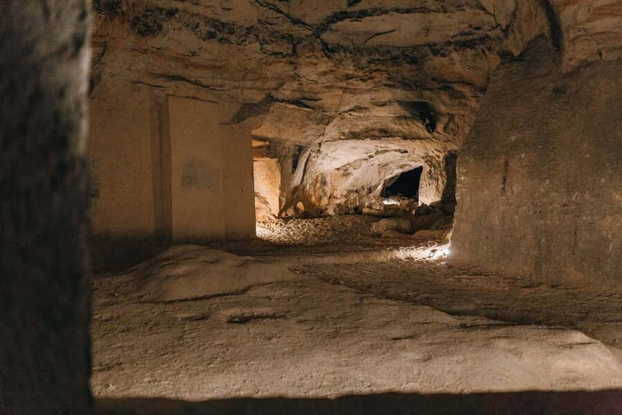 Maastricht: North Caves Guided Tour - Entering the iron-gate world at Grotten Noord