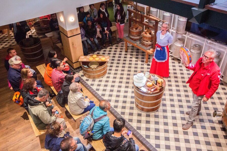 Marken, Volendam and Edam: Private Full-Day Tour - Private Group Logistics, Timing, and the Real Cost of $340