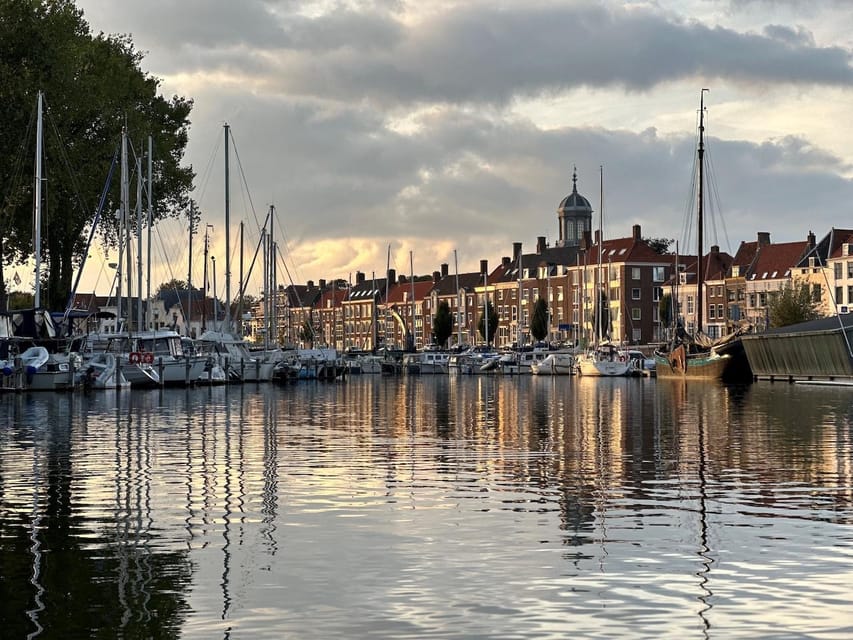 Middelburg: City Canal Cruise - Bridges, ducking, and why timing your posture matters