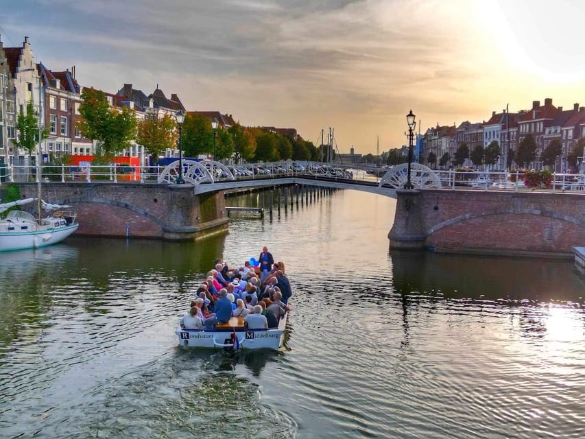Middelburg: City Canal Cruise - How the cruise route feels in real time: marina, then into the heart of Middelburg