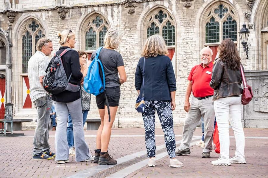 Middelburg: Guided City Walking Tour - Why Middelburg’s 1200 monuments work on foot