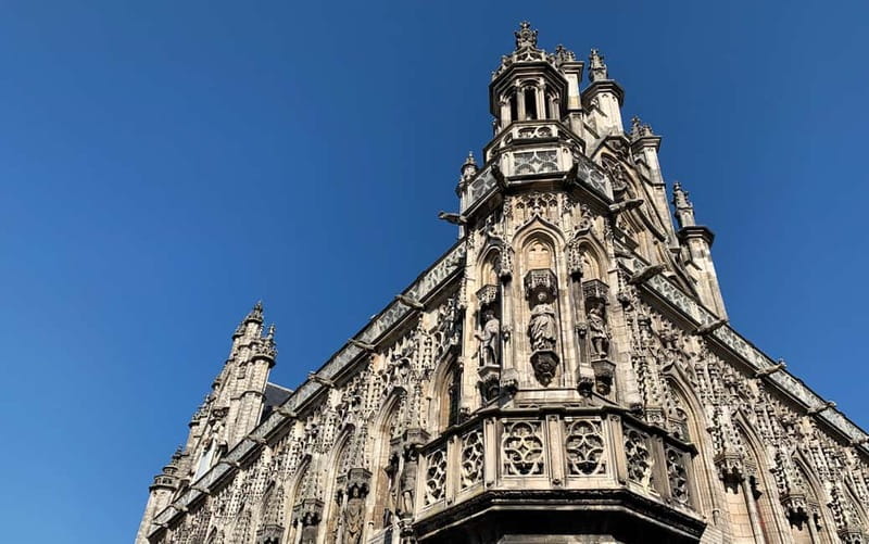 Middelburg: Guided Tour Townhall Middelburg - Who should book this Middelburg Town Hall tour?