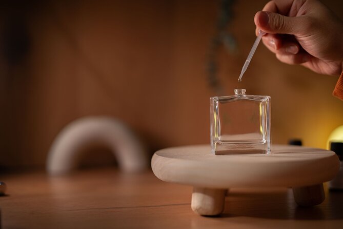 Perfumery Exploration Workshop in Groningen - Meet Ananias at Gedempte Kattendiep in Central Groningen