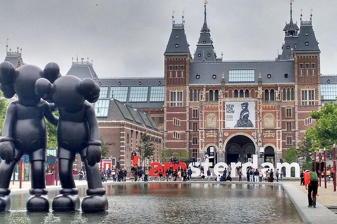Private Amsterdam City Highlights Bike Tour (PRIVATE GUIDE) - Beursplein meetup and picking a ride that fits