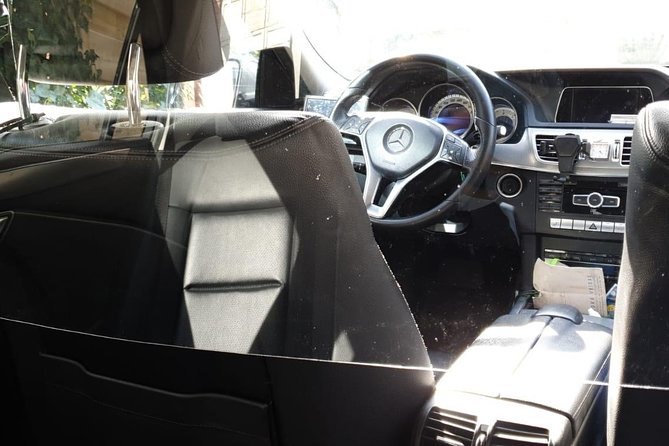 Private Amsterdam Departure Transfer to AMS Schiphol Airport - Price and what you actually get for $84.02 per person