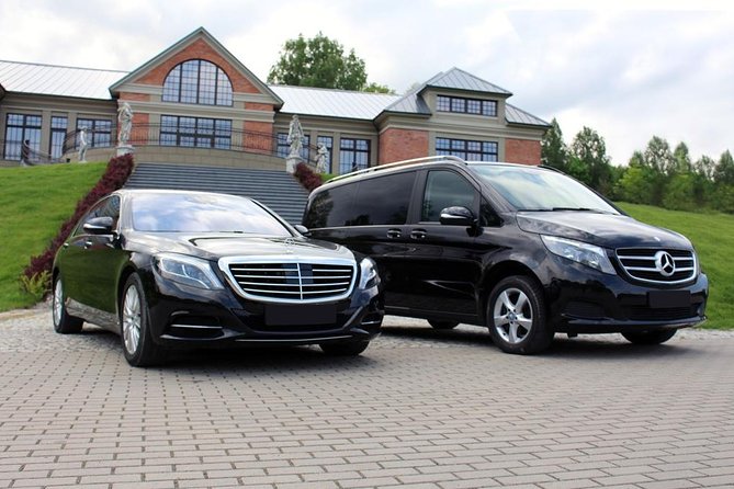 Private Amsterdam Departure Transfer to AMS Schiphol Airport - Practical tips for a smooth Schiphol departure transfer