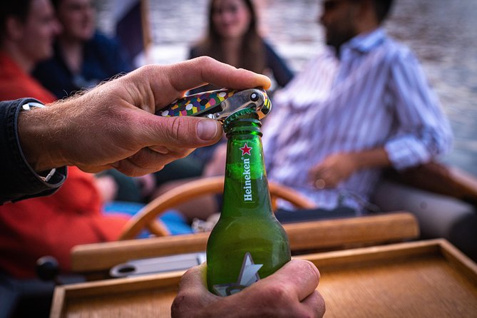 Private Boat Tour Amsterdam - 90 Min incl. welcome drink on historic saloon boat - Dutch History and Culture, Told Like a Friend Explains It