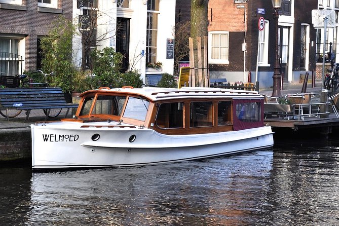 Private Champagne Canal Cruise in Amsterdam - Best time to go: day views versus evening lights