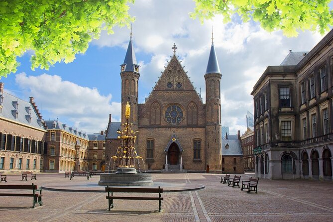 Private Day Tour: Rotterdam and The Hague. English or Spanish - A private 8-hour plan that doesn’t force you onto public transport
