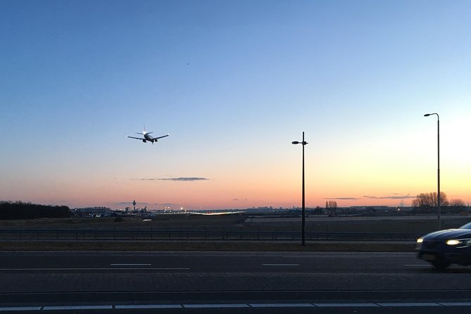 Private departure transfer from Amsterdam to Schiphol Airport (AMS) - Inside the Vehicle: Comfort, WiFi, and a Little Help