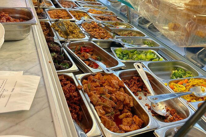 Private Dutch Food Tour - Eat Like a Local - Andre Hazes Monument: a fast culture pause with food in mind