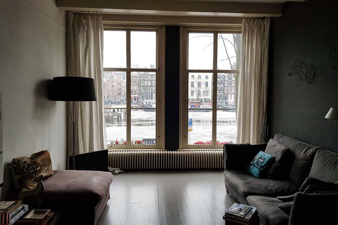 Private Dutch Pancake Cooking Class in an Amsterdam Canal Home - Lunch at the kitchen table: wine, local treats, and everyday stories