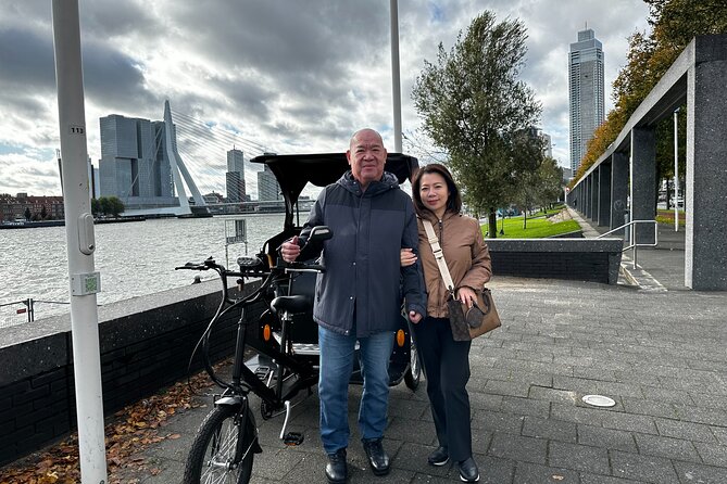 Private Pedicab/Rickshaw Tour of Rotterdam With a Local Guide - A private pedicab orientation that matches your pace