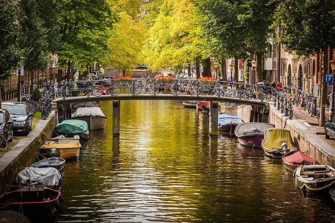 Private Roundtrip Transfer Schiphol Airport to Amsterdam - What It Feels Like to Travel as a Private Group