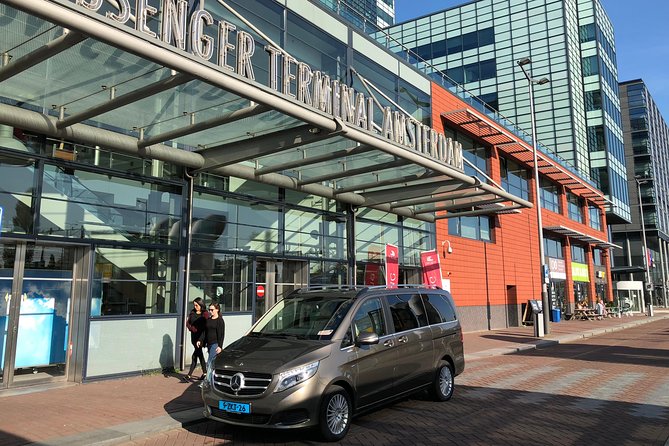 Private Roundtrip Transfer Schiphol Airport to Amsterdam - Avoiding Amsterdam Taxi Chaos on Arrival