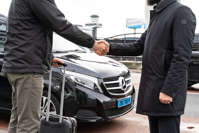 Private Taxi Airport Transfer to or from Schiphol Airport (AMS) - Key Points Before You Go