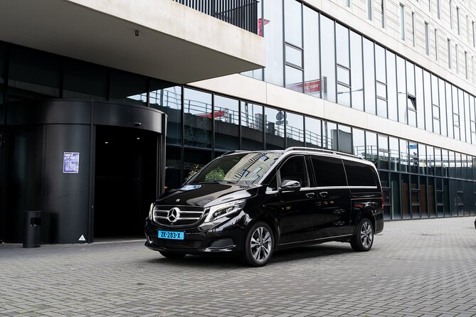 Private Taxi Airport Transfer to or from Schiphol Airport (AMS) - Practical Tips to Get the Smoothest Pickup Possible