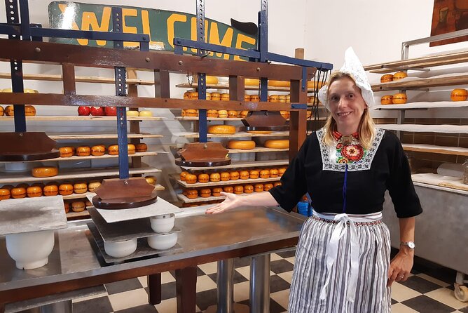 Private Tour of Simonehoeve Cheese Farm and Clog Factory - Your private guide: flexible time, personal pace