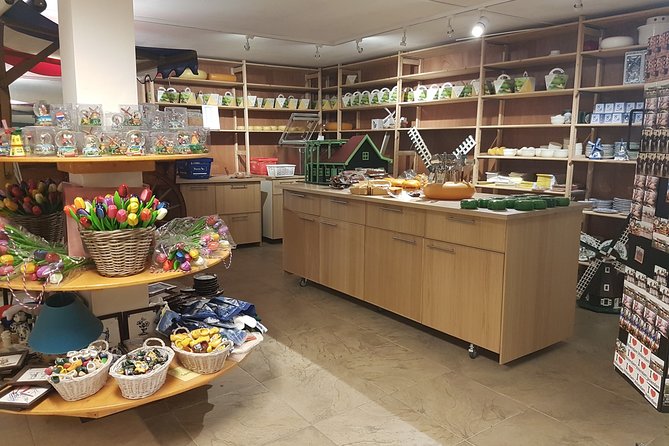 Private Tour of Simonehoeve Cheese Farm and Clog Factory - Price and value: is $6.01 per person worth it?