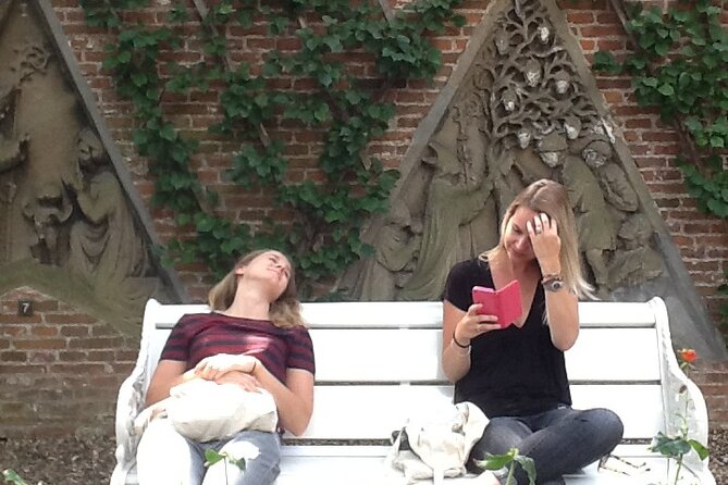 Private tour: Your Own Utrecht - mysteries and treasures - Domkerk cathedral garden and the Dom Tower carillon, with a fun Radiohead twist