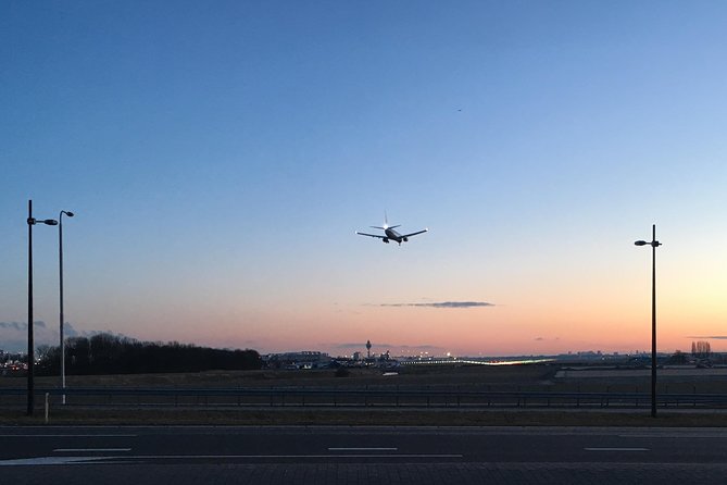 Private transfers from or to Schiphol (AMS) airport Amsterdam - Key points worth knowing before you land