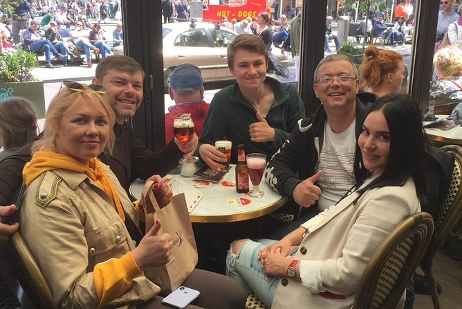Private Walking Food Tour in Amsterdam - Authentic cafe time: getting a feel for a Dutch dinner table