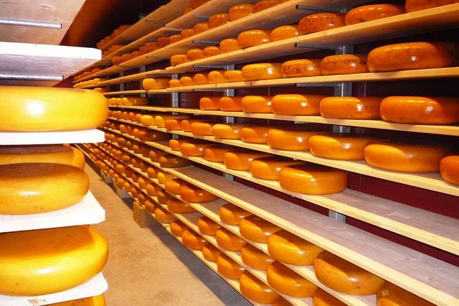 Private Zaanse Schans & Volendam Tour: Windmills, Cheese & Clogs - Private pickup plus a half-day rhythm outside Amsterdam