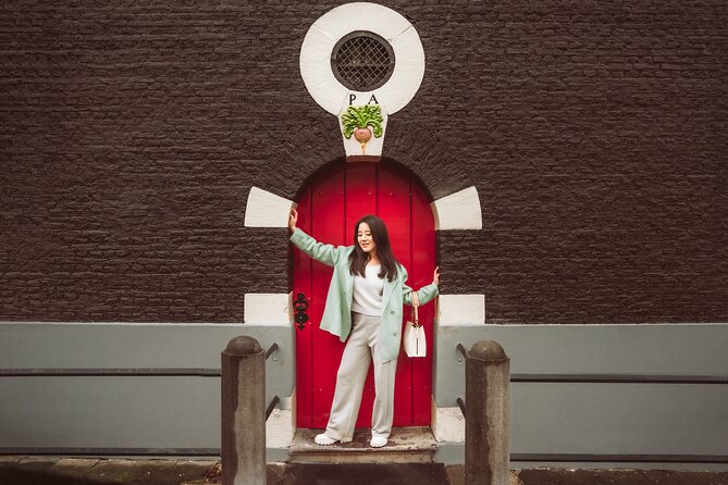 Professional Amsterdam Photo Shoot - The history angle: learning while you look good