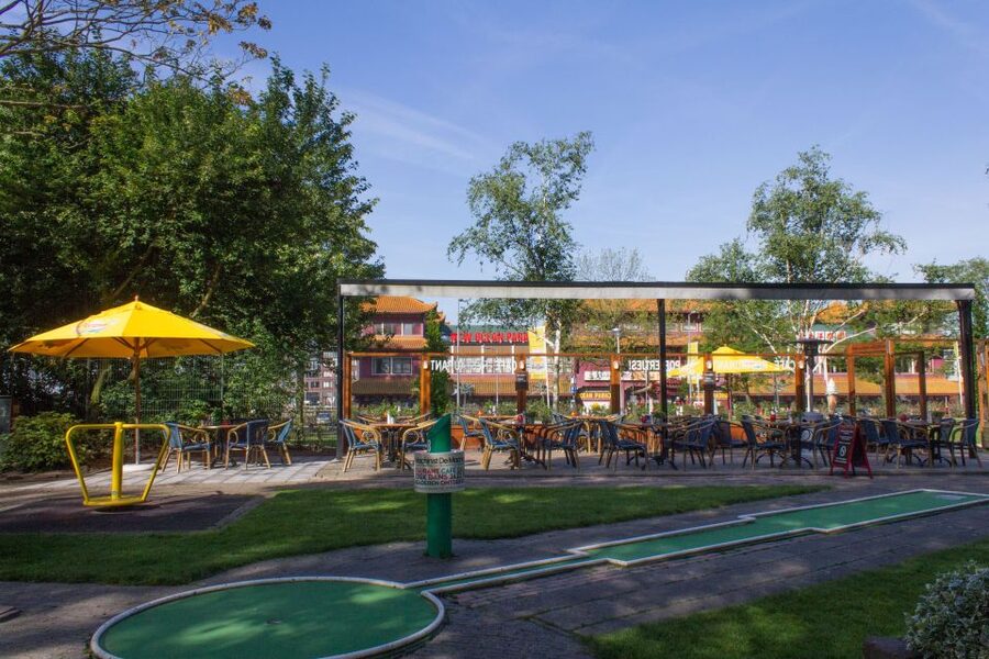Rotterdam: 18-Hole Mini-Golf Game - What the Round Feels Like: 18 Holes, Many Setups