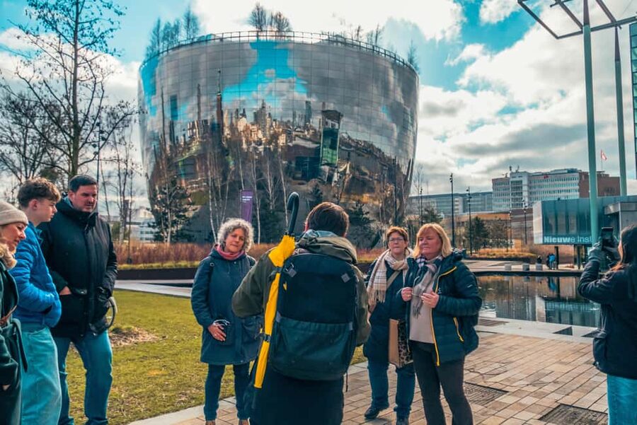 Rotterdam: Highlights, Gems, Architecture & History Walk - Museum Quarter and Depot Boijmans Van Beuningen pass-by