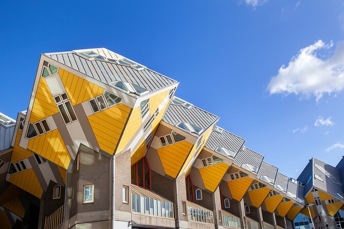 Rotterdam Highlights & Spies: Interactive City Game - How the Questo app game actually runs on your phone