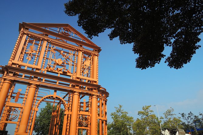 Rotterdam Highlights & Spies: Interactive City Game - From Centraal Station to Spanjaardsbrug, what the “stops” really mean