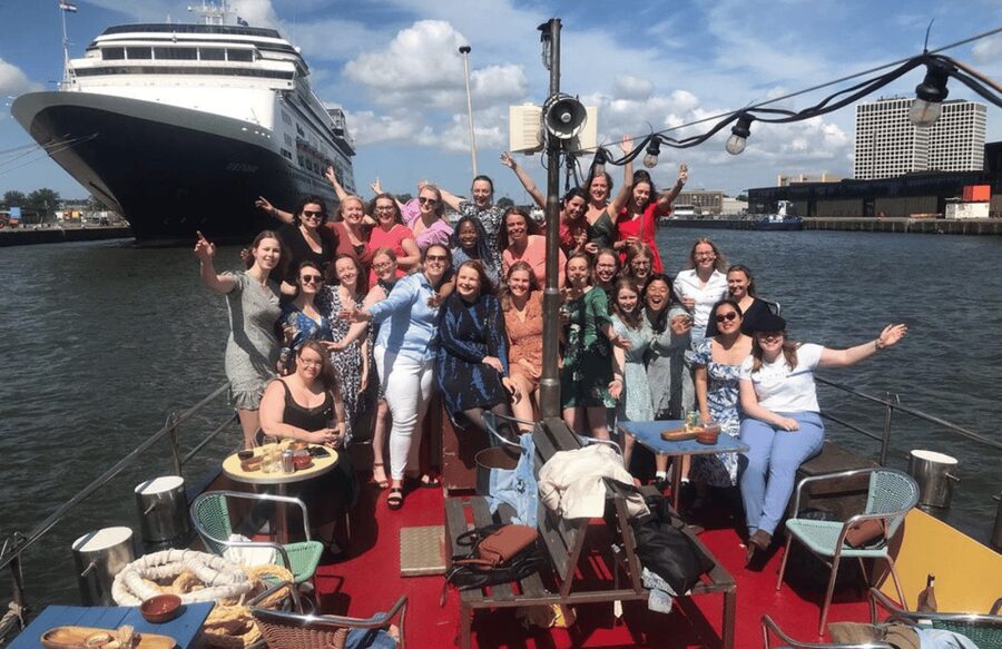 Rotterdam: Pub Cruise with Drinks and Bites - Why a Maas pub cruise feels like Rotterdam at night